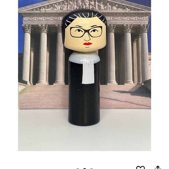 Peg People Ruth Bader Ginsburg RBG Wooden Figurine Collectible with Biography - Picture 11 of 12